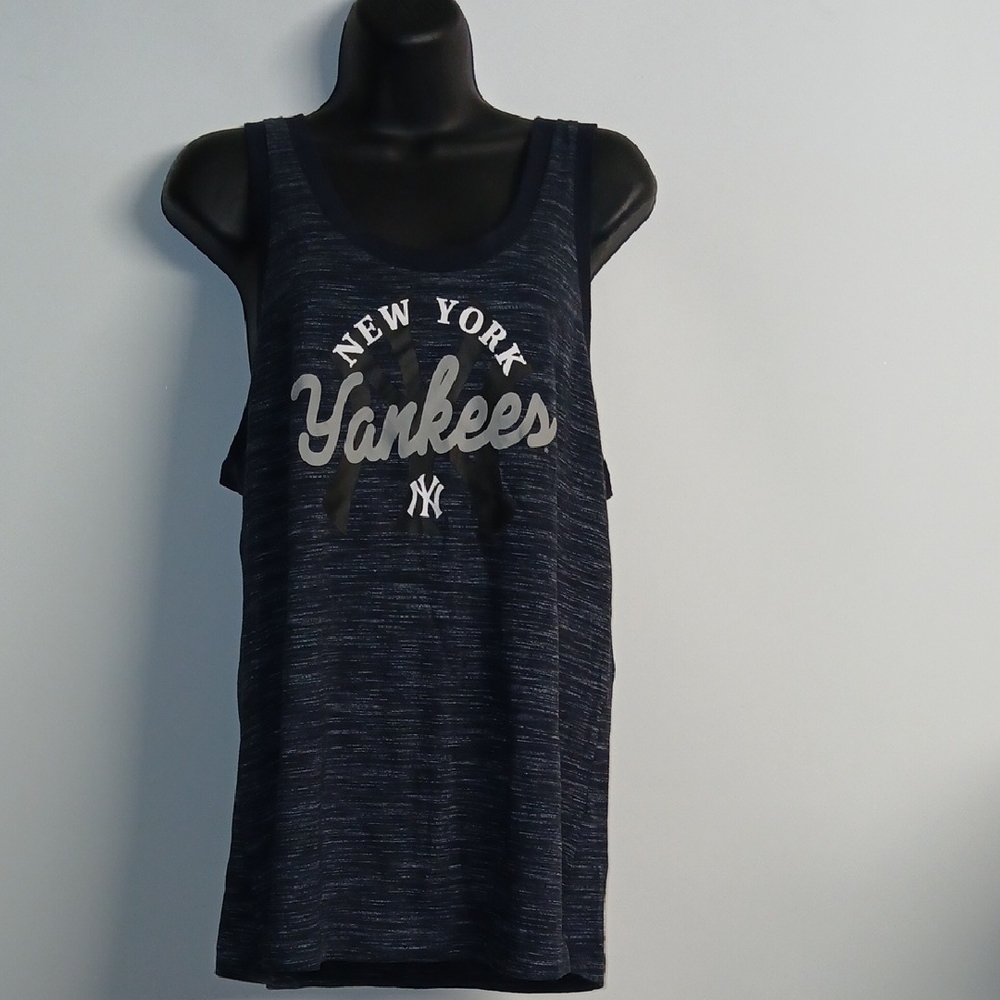 NY Yankeea New Era Women Navy White Tank Top Size Large NIP